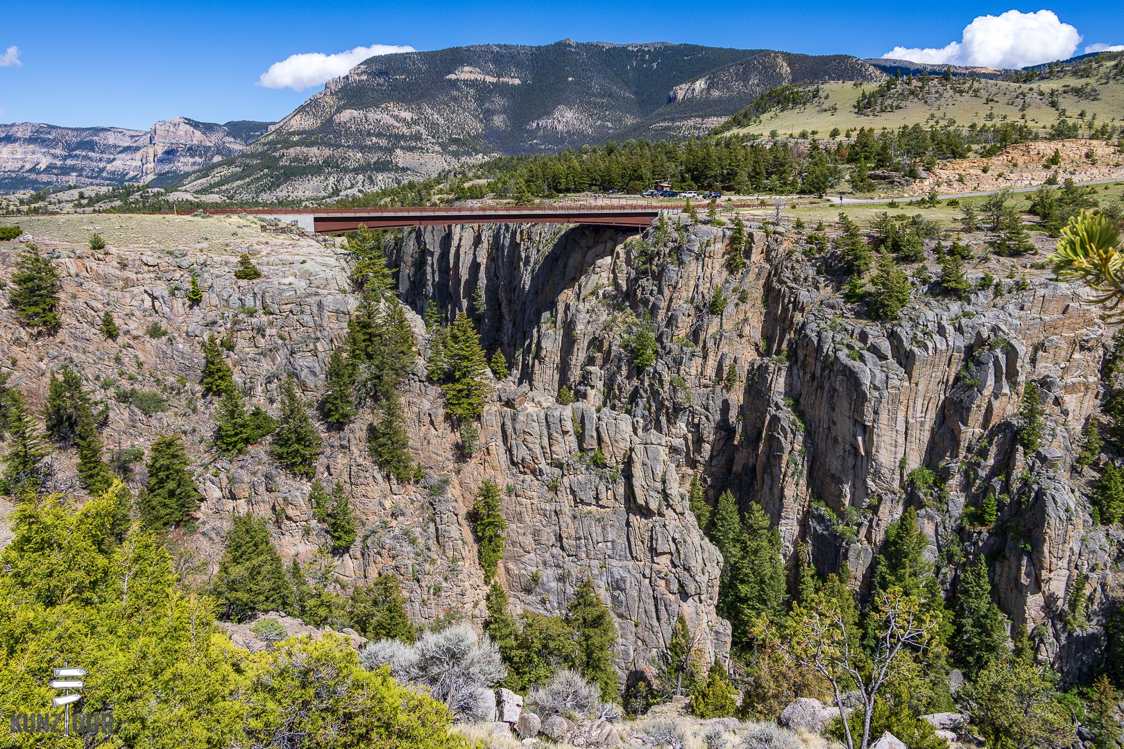 2026_US_Wyoming_Yellowstone-NP_Chief-Joseph-Scenic-Hwy-7122