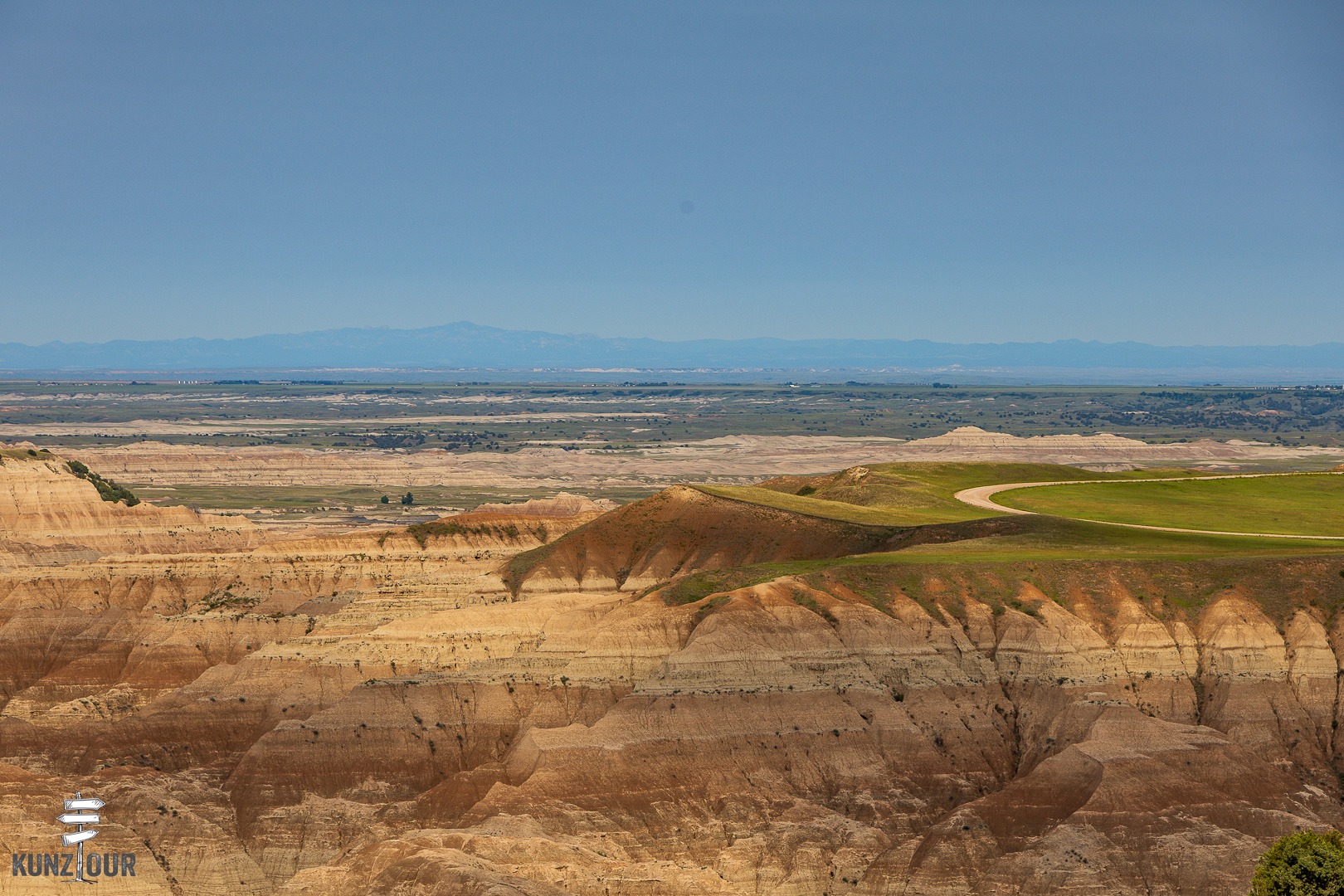 2026_US_South-Dakota_Badlands-NP-9099