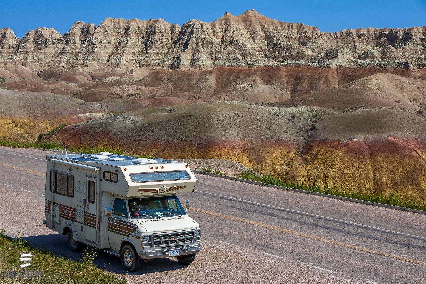 2026_US_South-Dakota_Badlands-NP-9143